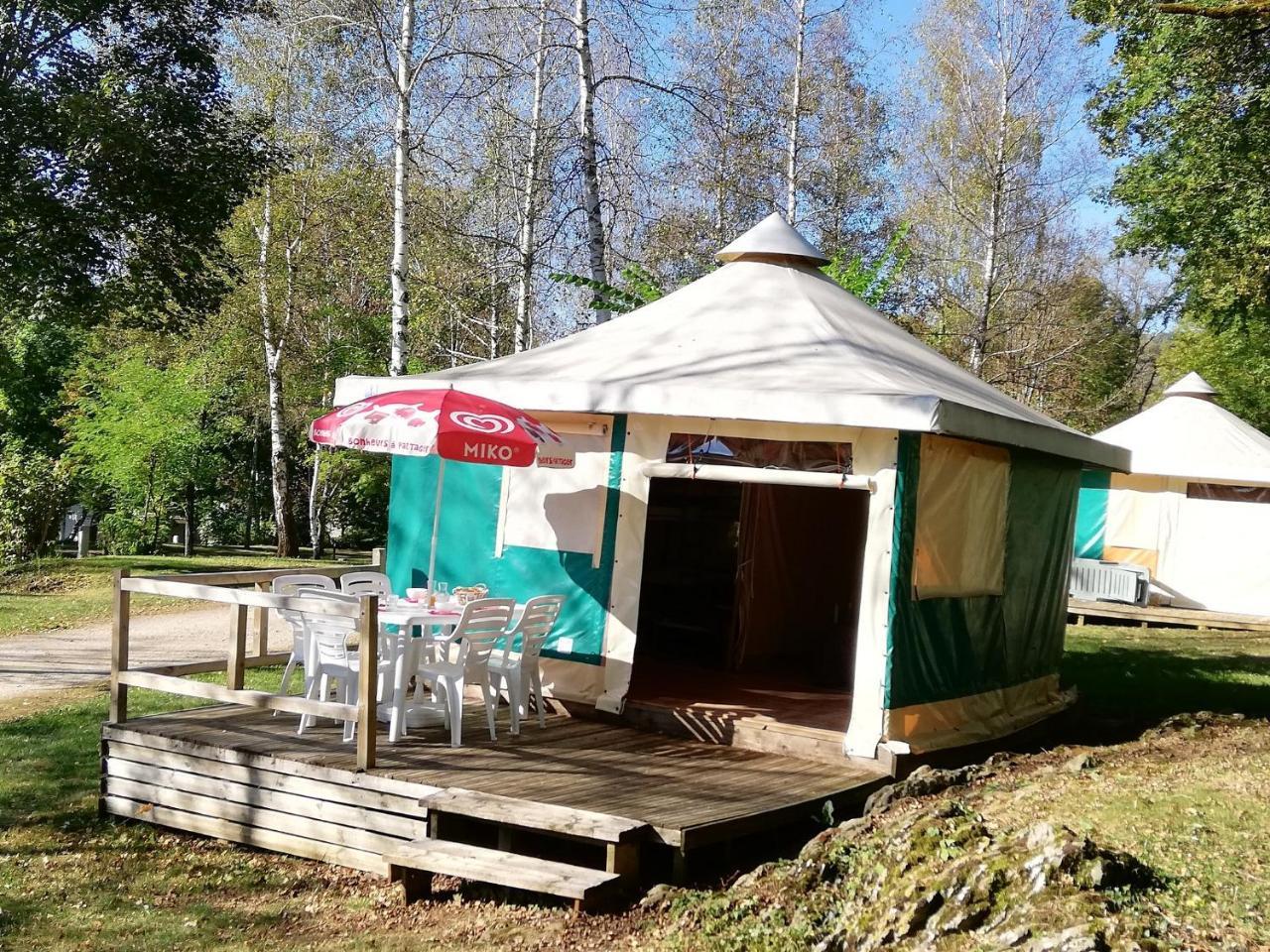 Camping 3 Etoiles - Piscine Chauffee - Vue Montagne Saint-Girons  Zewnętrze zdjęcie
